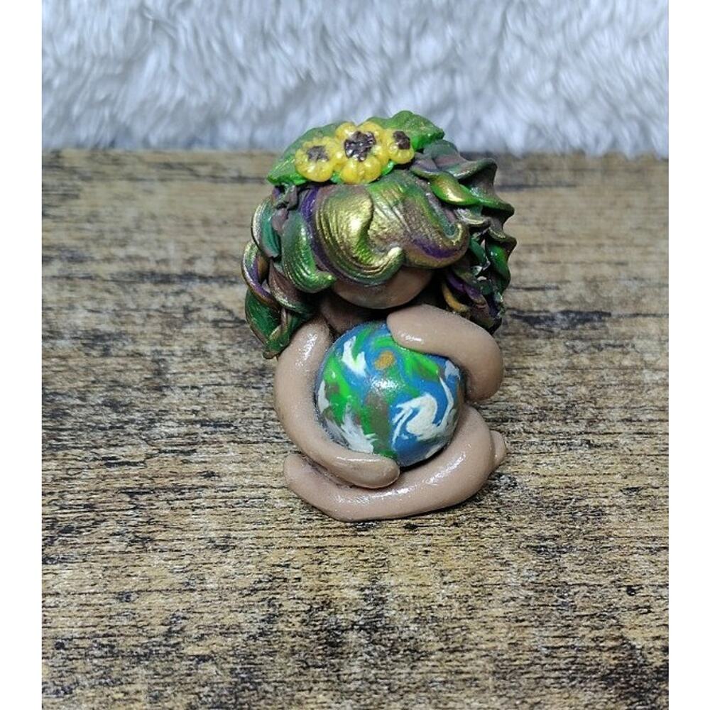OOAK Mother Earth Gaia Goddess Figurine Polymer Clay Signed Ellie Art